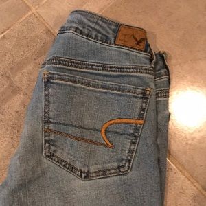 American Eagle jeans size 2 short